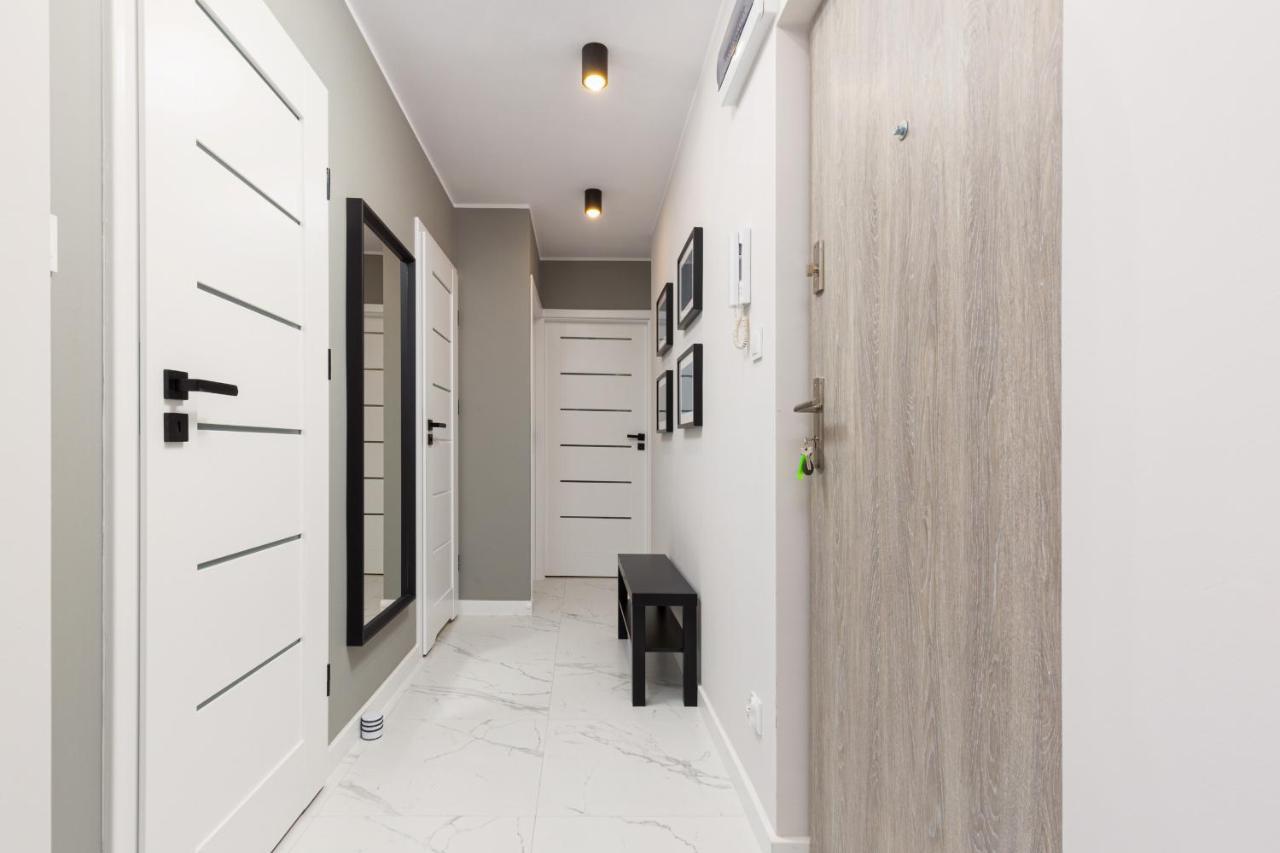Beautiful Two-Bedroom Apartment Warsaw Bielany By Noclegi Renters Exterior foto